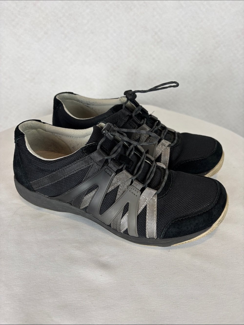 Dansko Women’s Black Size 37 US 6.5-7 Gray Athletic Comfort Shoes Lace Up